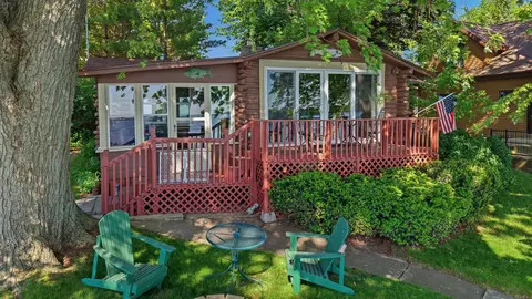 n10644 Howard Drive East, Fox Lake, WI 53933