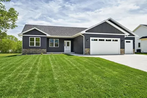 2004 W 4th Ave, Brodhead, WI 53520