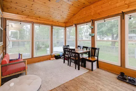 1422 Ellen Ave, Madison, WI 53716