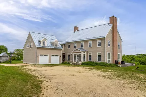4275 Norwegian Hollow Rd, Dodgeville, WI 53533