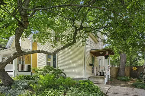 1406 Jenifer St, Madison, WI 53703