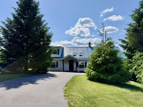 2053 Wood St, Friendship, WI 53934