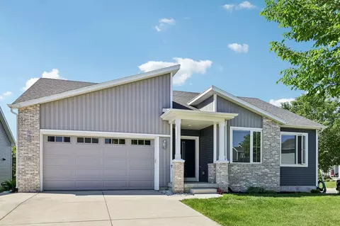 116 Crooked Tree Cir, Deforest, WI 53532 photo 2