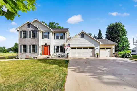 1109 W Milwaukee St, Stoughton, WI 53589