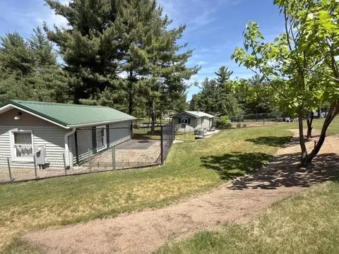 2054 Wisconsin St, Friendship, WI 53934