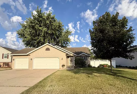 3210 Thornton Dr, Janesville, WI 53548