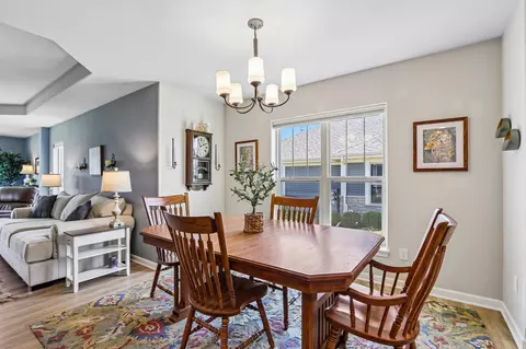 Dining - 306 Markham Rd #202, Eagle, WI 53119 photo 2 of 2
