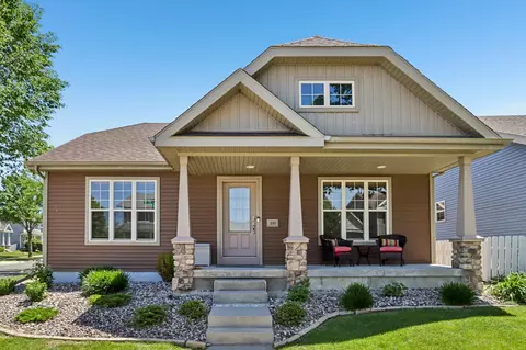 501 Pine Lawn Pkwy, Verona, WI 53593