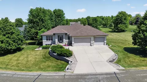 5215 Preservation Pl, Sun Prairie, WI 53590