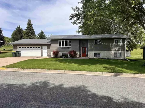 309 N Mill St, Wauzeka, WI 53826
