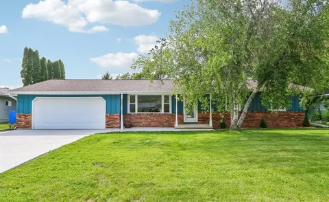 2507 Woodside Dr, Cross Plains, WI 53528