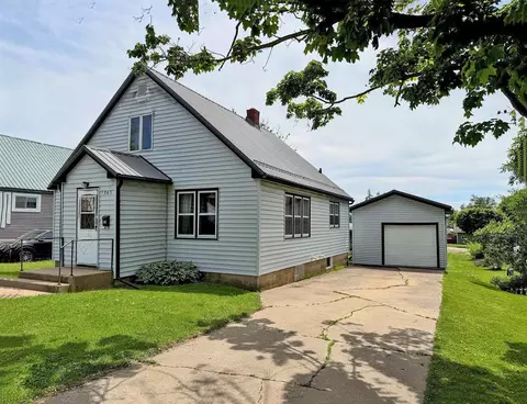 1365 11th St, Fennimore, WI 53809