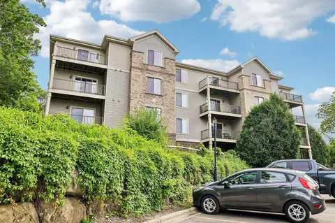7203 Mid Town Rd #212, Madison, WI 53719