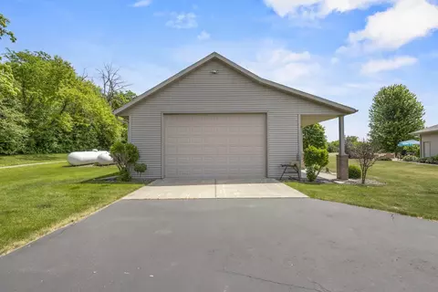 Exterior - n7166 Forest Ridge Road, Ripon, WI 54971 photo 6 of 16
