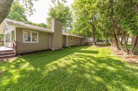 Exterior - w605 Toepper Drive, Montello, WI 53949 photo 7 of 11
