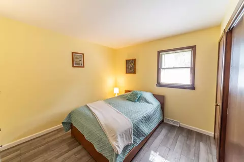 Bedroom - w605 Toepper Drive, Montello, WI 53949 photo 5 of 9