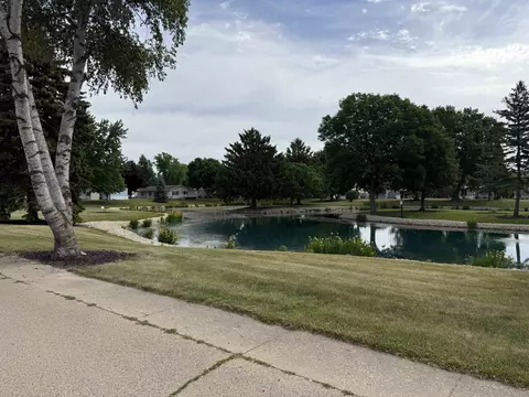 31 Maple Grove Ave, Jefferson, WI 53549