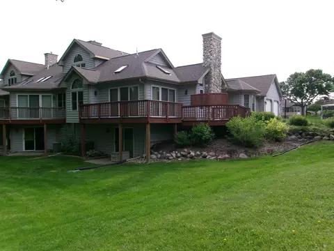 620 Monroe St #620, Beaver Dam, WI 53916