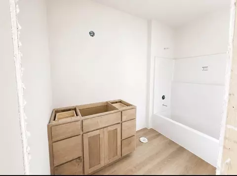Bath - 4066 Hanover Dr, Deforest, WI 53532 photo 1 of 1
