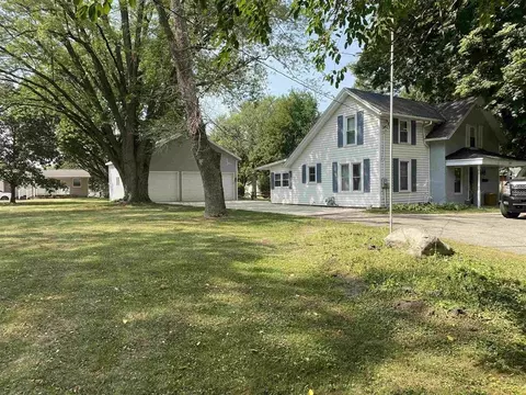 125 Keyes St, Lake Mills, WI 53551