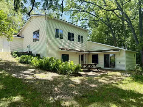 24975 Sunset Ridge Ln, Eastman, WI 54626