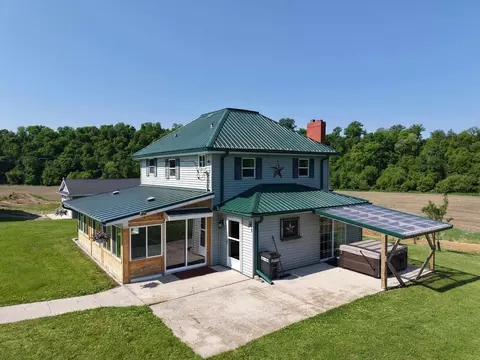 7469 Grant River Rd, Cassville, WI 53806