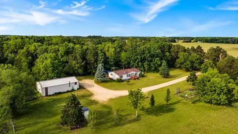 n3041 County Road F, Montello, WI 53949