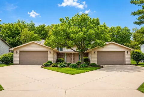 5747-5749 Lacy Rd, Fitchburg, WI 53711