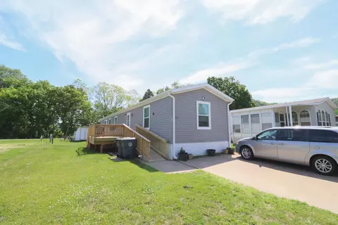 w5585 County Road Mm #112, La Crosse, WI 54601