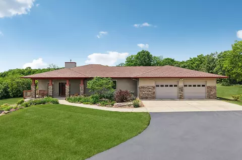 n7977 Dahlk Road, New Glarus, WI 53574