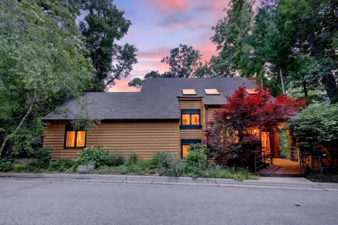 118 Glenthistle Rd, Madison, WI 53705