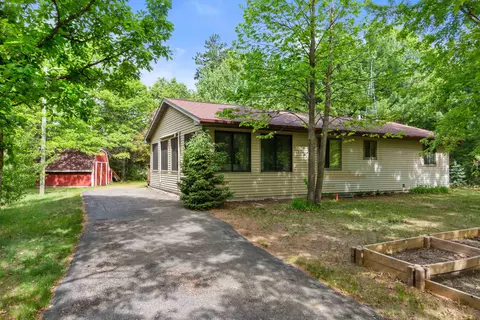 1389 W 11th Ave, Friendship, WI 53934