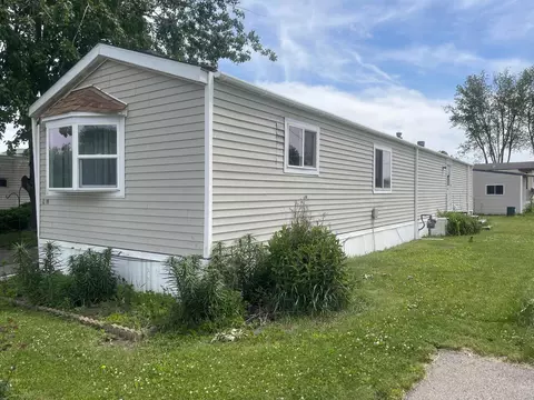 s7559 Us 12 # l15, North Freedom, WI 53951