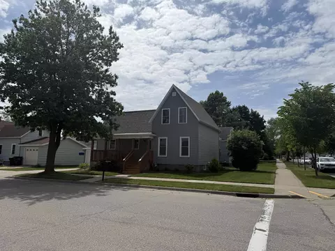 122 W Brownell St, Tomah, WI 54660