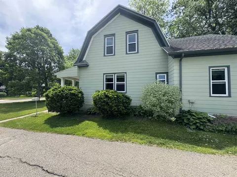 Exterior - 930 S Grove St, Ripon, WI 54971 photo 8 of 9