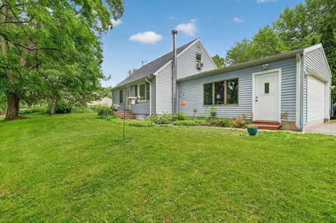 3288 Sig Ct, Mcfarland, WI 53558