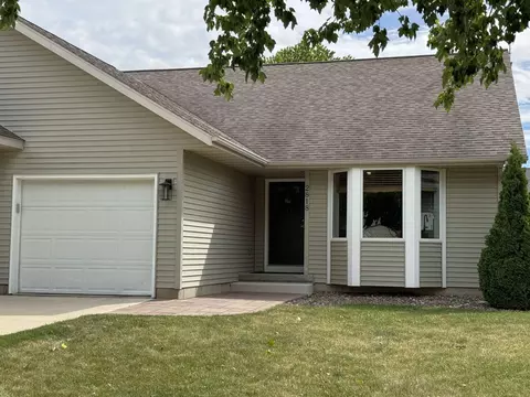 2818 1st St, Monroe, WI 53566