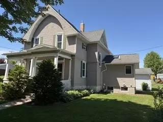 206 N Adams St, Lancaster, WI 53813