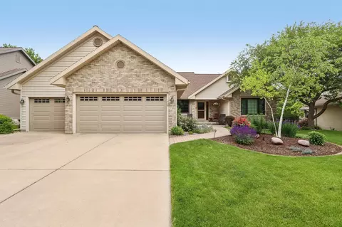 1917 Winchester Way, Waunakee, WI 53597