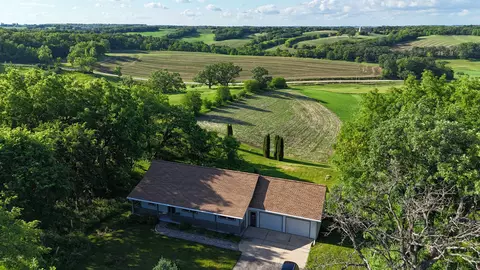 n8436 Marty Road, New Glarus, WI 53574