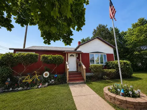 421 W Bridge St, New Lisbon, WI 53950