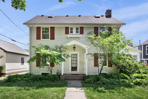 211 Vista Rd, Madison, WI 53726