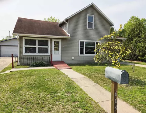 608 E Lagrand St, Boscobel, WI 53805