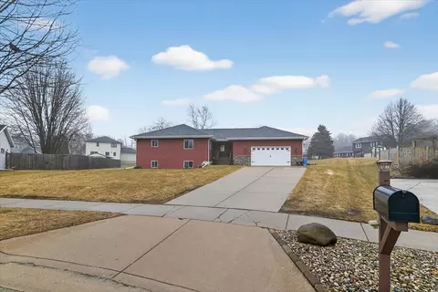 140 Glen Haven Ct, Oregon, WI 53575