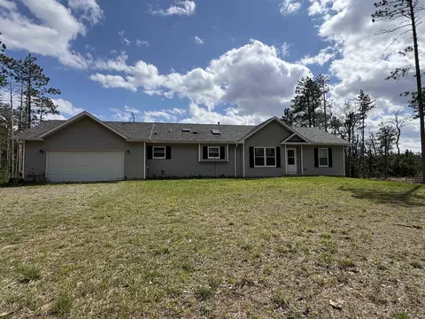 1617 Browndeer Dr, Arkdale, WI 54613
