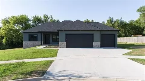 2345 Pow Wow Trl, Beloit, WI 53511
