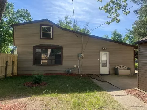 737 Johnson St, Beloit, WI 53511