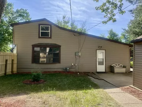 737 Johnson St, Beloit, WI 53511