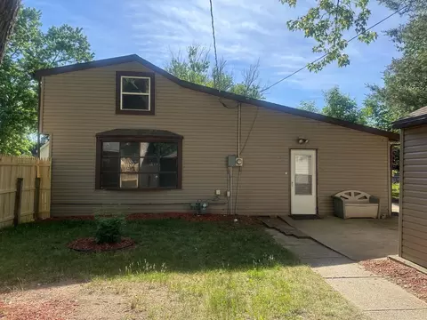 737 Johnson St, Beloit, WI 53511