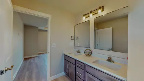 Bath - 200 Settlers Dr #208, Jefferson, WI 53549 photo 2 of 5